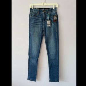 Skinny Fit Medium Wash Stretch Denim